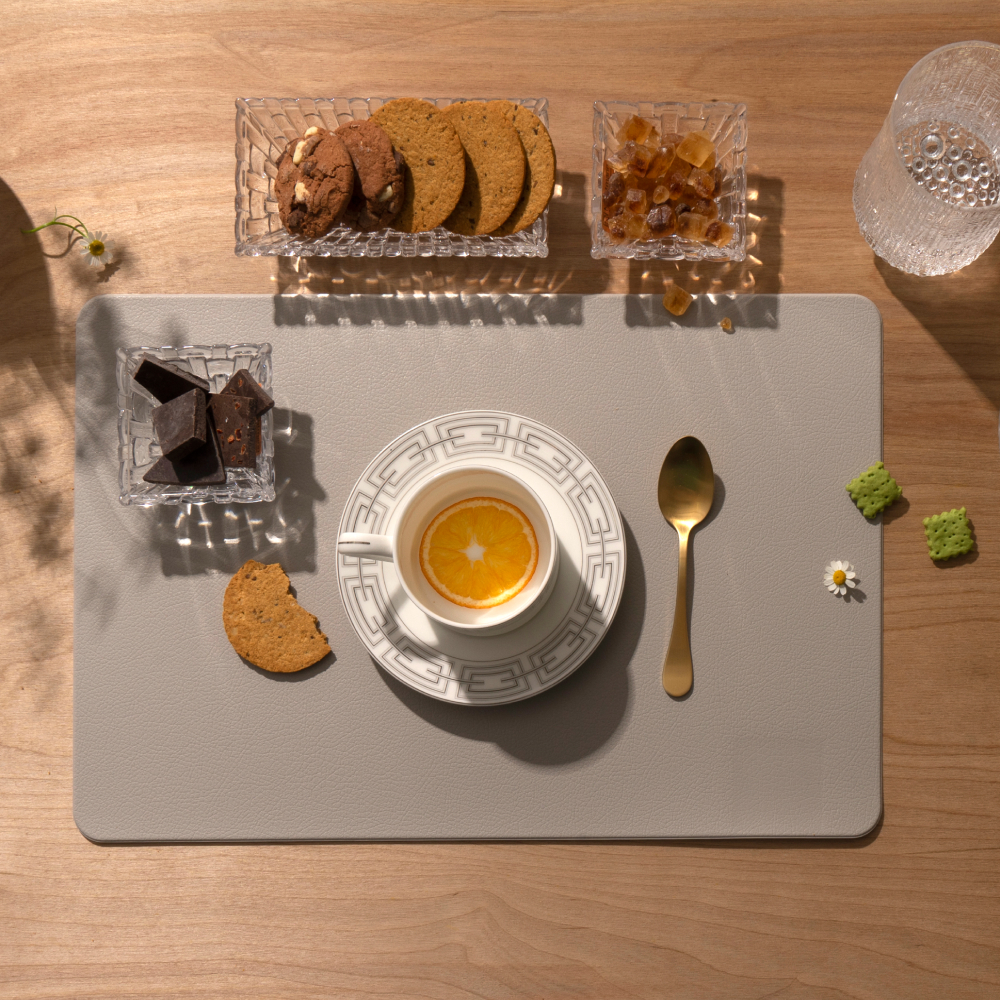 4 Салфетка сервировочная Zapel Eco Leather light grey фото 5